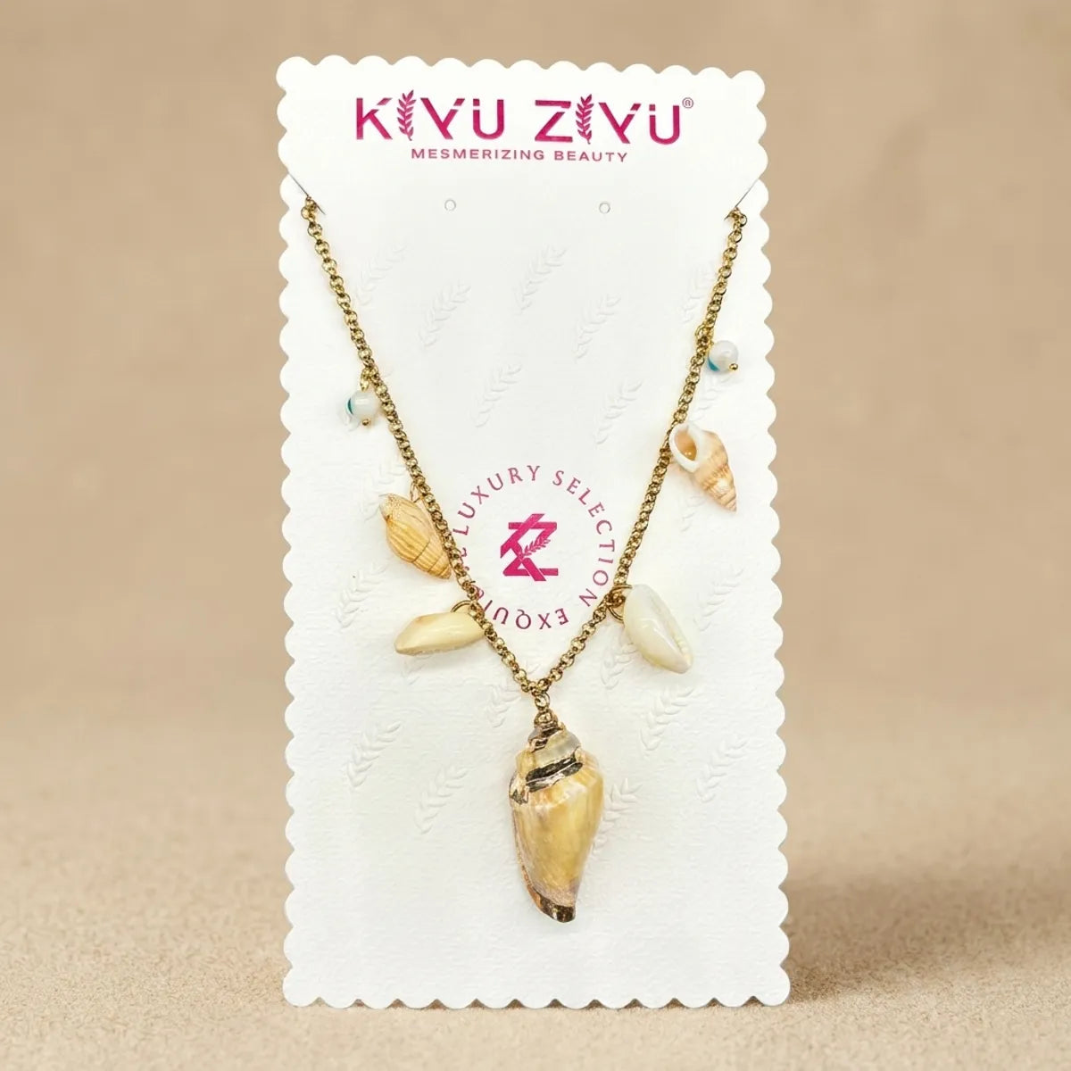 Seashell Pendant Necklace With Gold Chain