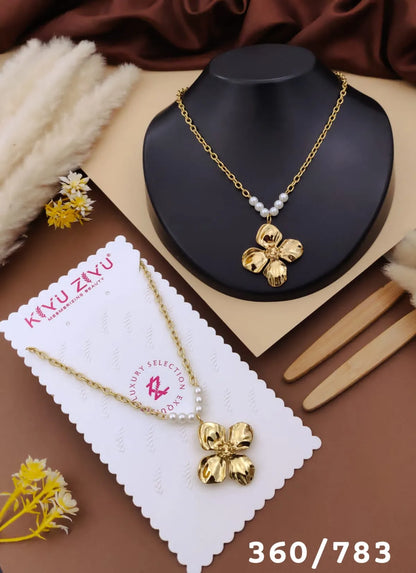 Gold Tone Alloy Four Petal Flower Pearl Pendant Necklace